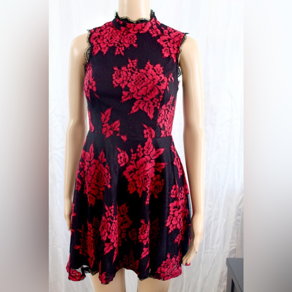 City Studio Womens Lace Overlay Dress